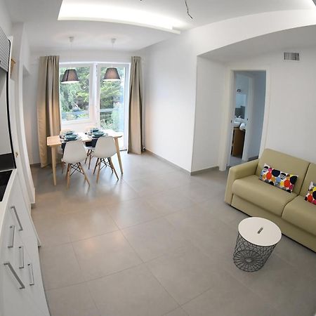 Golden Beach Residence Fregenae Esterno foto