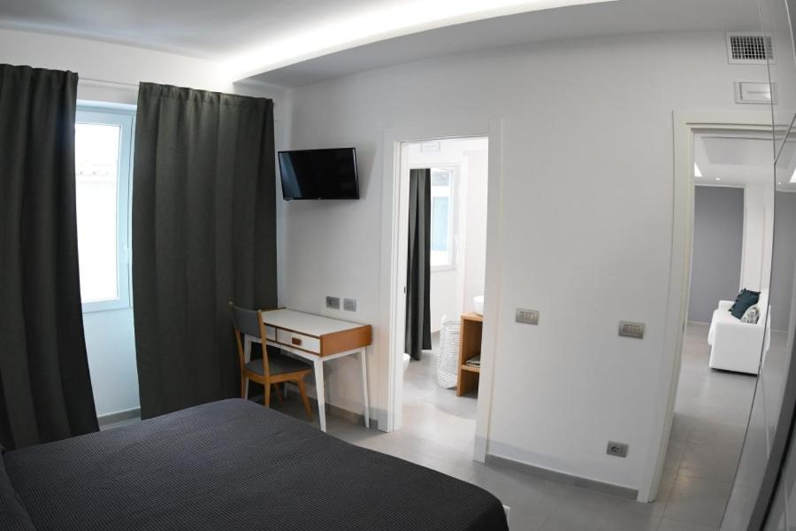 Golden Beach Residence Fregenae Esterno foto