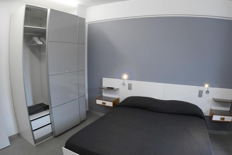 Golden Beach Residence Fregenae Esterno foto